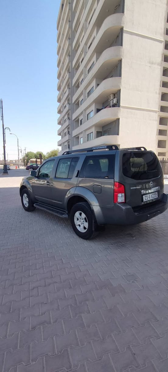 للبيع نيسان باثفندر 2006خليجي

محرك 4000 شرط بدون صرف وبخار

گيراوتماتيك شرط

7راكب داخل اصفر 

تخم تايرجديد 

صدرامامي وخلفي شرط

كهربائيات كلها شغاله 

شاشة+كامره+مضخم صوت

سنوية جديده 2030

دفتر بنزين بي 

سيارة بيها 5قطع صبغ
بجم وخلفي كبس

نقص فقط تبريد ميشتغل كمبريسر
سيارة نظيفة خير من الله 
ترايك للبصرة

شرط التحويل
والوكالة والغرامات 

كاتب التفاصيل كلها شراي خابر مكان كركوك 

قسط ماابيع 
السعر (83) ورقة وبي مجال 
*********** كركوك, العراق
