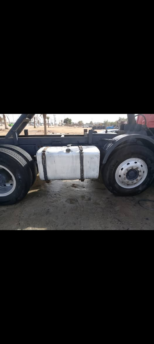 بسم الله سكاني موديل 2002 مكينه 8 كير 9 مكينه تبخير بدون تنقيص مجموعه97 تبريد شغال كهربائيات كله شغاله  رقم اربيل شاصي قير مكفوال الاستفسار ***********
