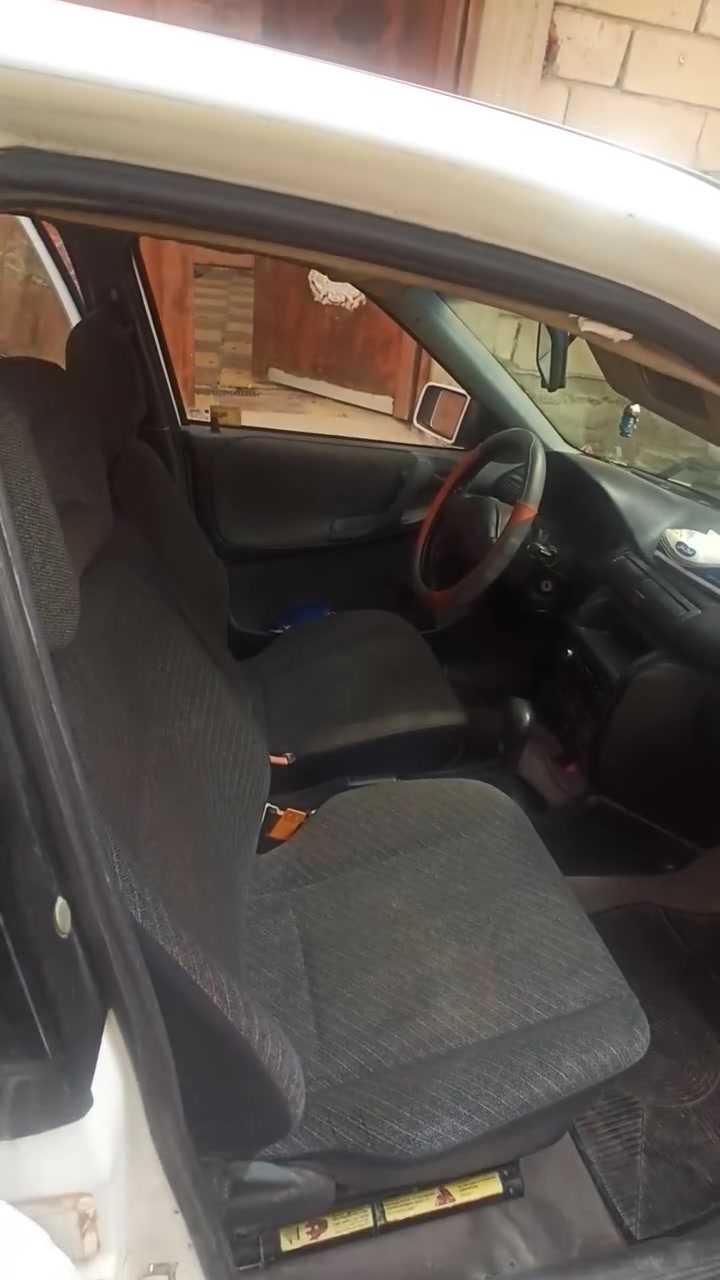 سلام عليكم
للبيع او مراوس 
اوبل استر 
محور كير ومكينة كورلا نضيفات 
موديل 94
كهربائيات شغالة 
السيارة بسمي سنوية مجددة ل 27
ارقام نگليزي 
السعر 30 وبيه مجال 
للاتصال ***********
مكاني ناصرية
