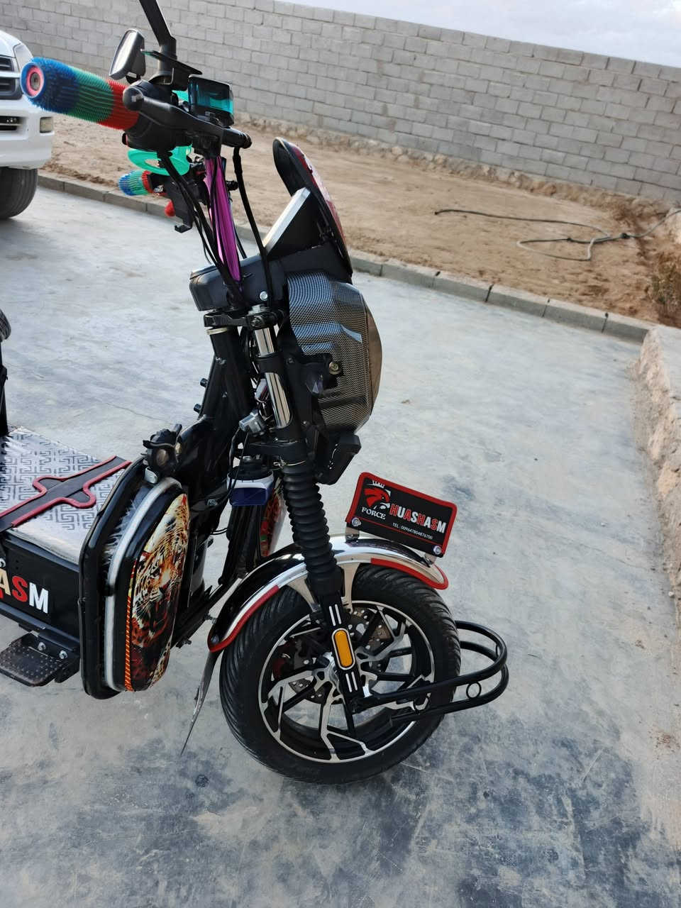 بسم الله الرحمان الرحيم اخوان دراجه موديل ٢٥ نضيفه بل كارتون بطاريات ٦ يقرن ٩ واكثر رايده ب ٦٢٥ بيه مجال قليل للاستفسار ***********
