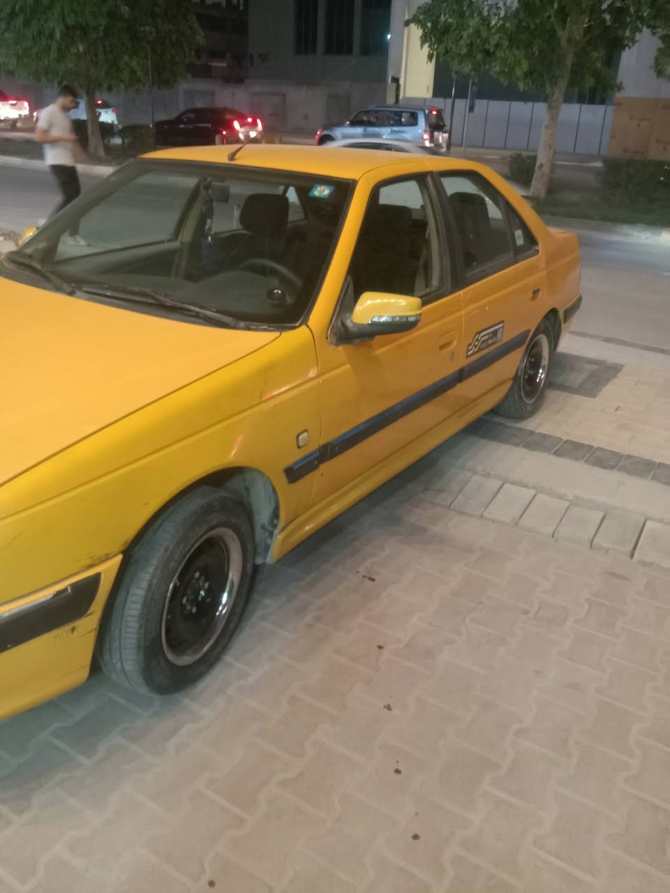 السلام عليكم سيارة بيجو بارس للبيع موديل 2018 مصفره هيئة وغرامات سنوية جديدة هزة جديدة سيارة صدر جديد دبلات جديدة تخم تأير  رقم بغداد باسمي  السعر 53 ورقةوبيها مجال حك جية مكاني بغداد اليرموك للاستفسار الاتصال بالرقم *********** واتساب
