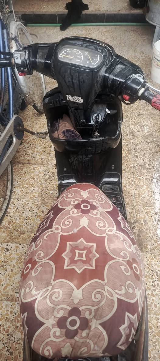 قيم وخذ مجفته ومبدل قايش وخرز ودسك مال اكلج الخلفي  كهربائيات شغال هندر السلف رايدله باتري لان باتريه هابط السعر 250 مكاني البصره القديمه


**إذا كنت صاحب هذا الإعلان وتريد حذفه لأي سبب، رجاءا أرسل رسالة إلى الدعم الفني**