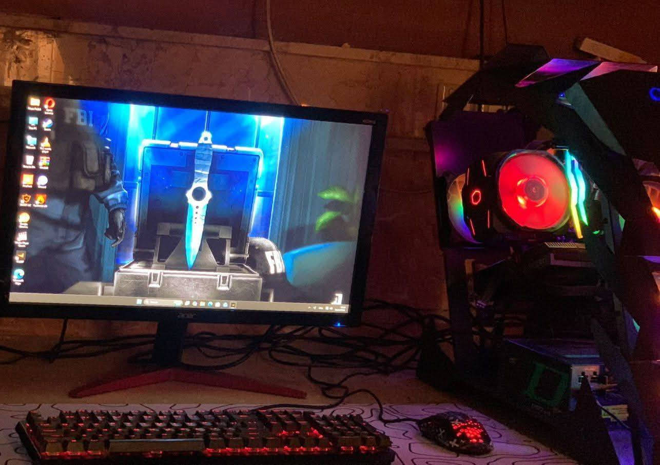 شباب سيت اب كامل من الالف للياء 
نجي للكيس :- 
CPU - AMD RYZEN 5 5600  
CPU COOLER - COOLERMASTER RGB
RAM - 16G (8*2) 3200MHZ  RGB
MB - ASUS TUF B450-PRO RGB
GPU - RTX 3060 TI ZOTAC GAMING 8G
HARD - SSD 1TB M.2 T-FORCE
 PSU - 850W DEEPCOOL
CASE - GAMING 6FAN RGB  
---------------
الملحقات :-
شاشه كيمنك - 165HZ 24 FHD 0.5MS 
ماوس كيمنك احترافي
كيبورد REDRAGON RGB
ماوس باد حجم كبير  
---------------
كراتين قطع موجوده 
السعر مليون و 250 كامل السيت اب 
مكاني بغداد - الحريه ما عندي توصيل 
واتساب ***********
اتصال ***********
