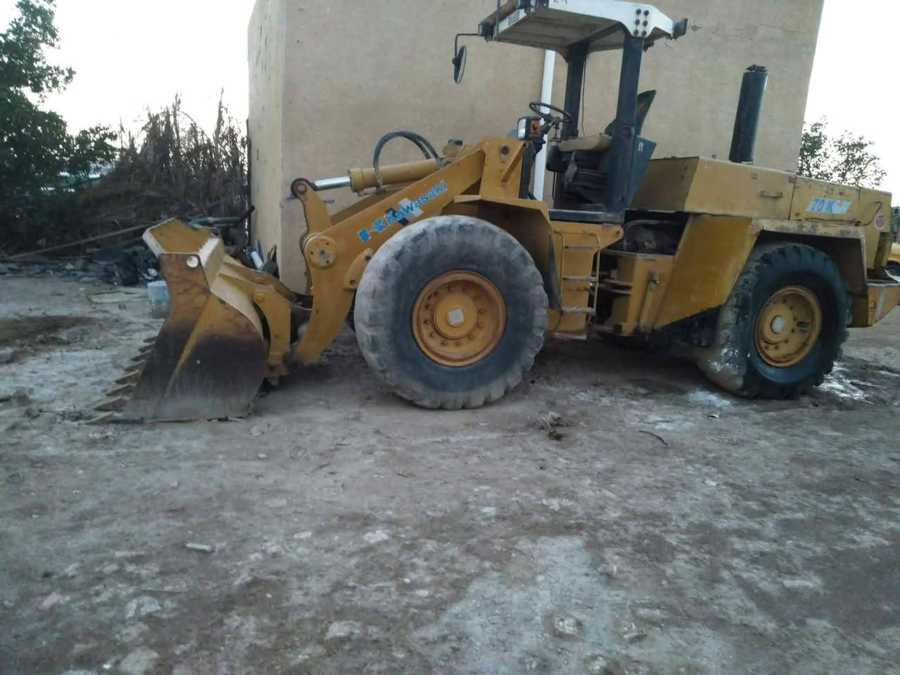 شفل البيع حجم 70مكينه جديده كربلياته كله شغاله بدون رقم ***********
