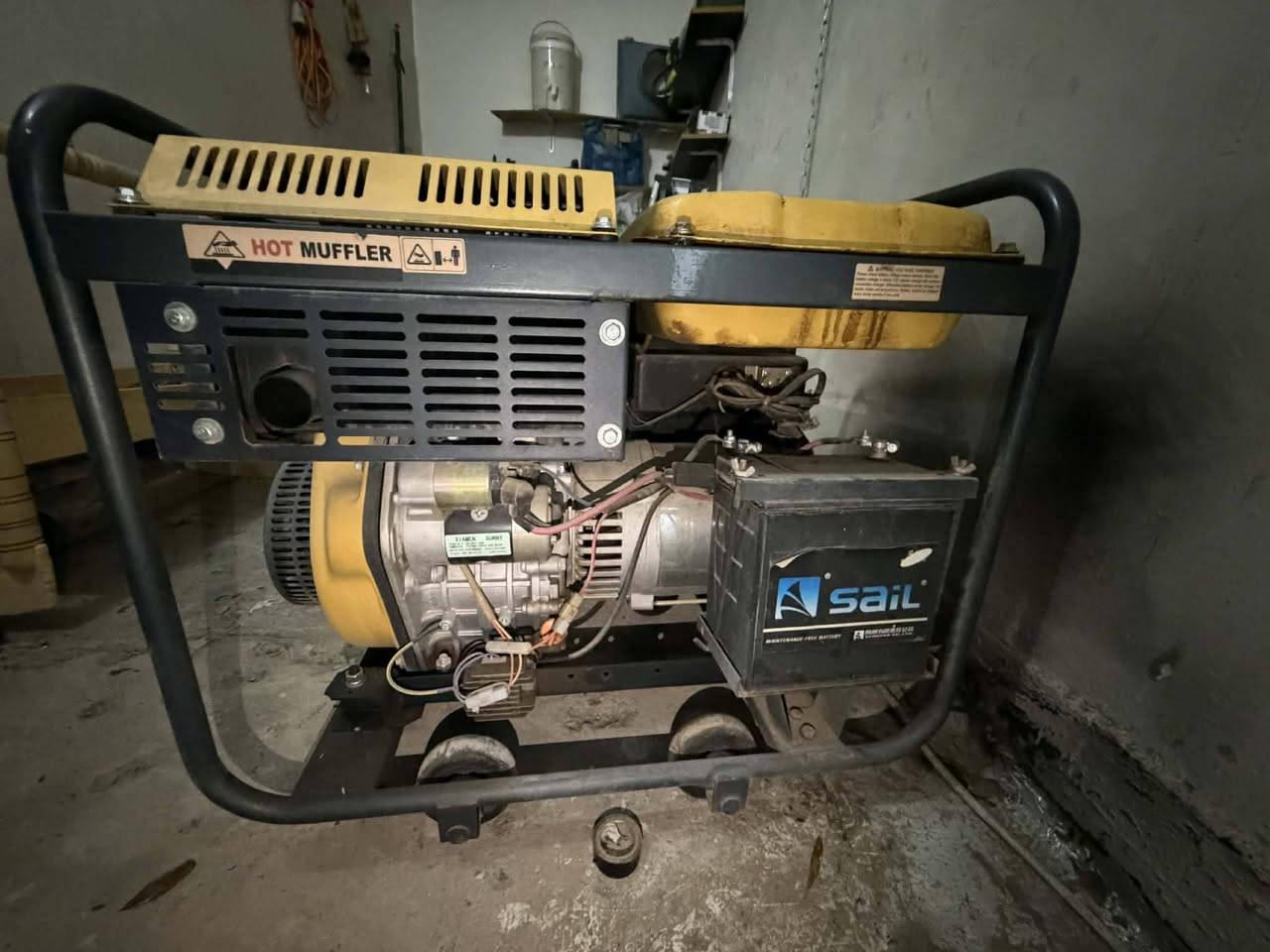 سڵاو هاوڕێیان ئەم مۆلیدە بۆ فرۆشتن ٢٥ ئەمپێڕە گازە هەمووی بخە سەریەک  ١ مانگ ئیشی کردوە ئەوەش خۆلەو پێوەیەتی ئەگینا زۆر مەزبوتە جاجار بۆ بیر هەڵ کراوە //سلێمانی قڕگە *********** وەتسئەپ
