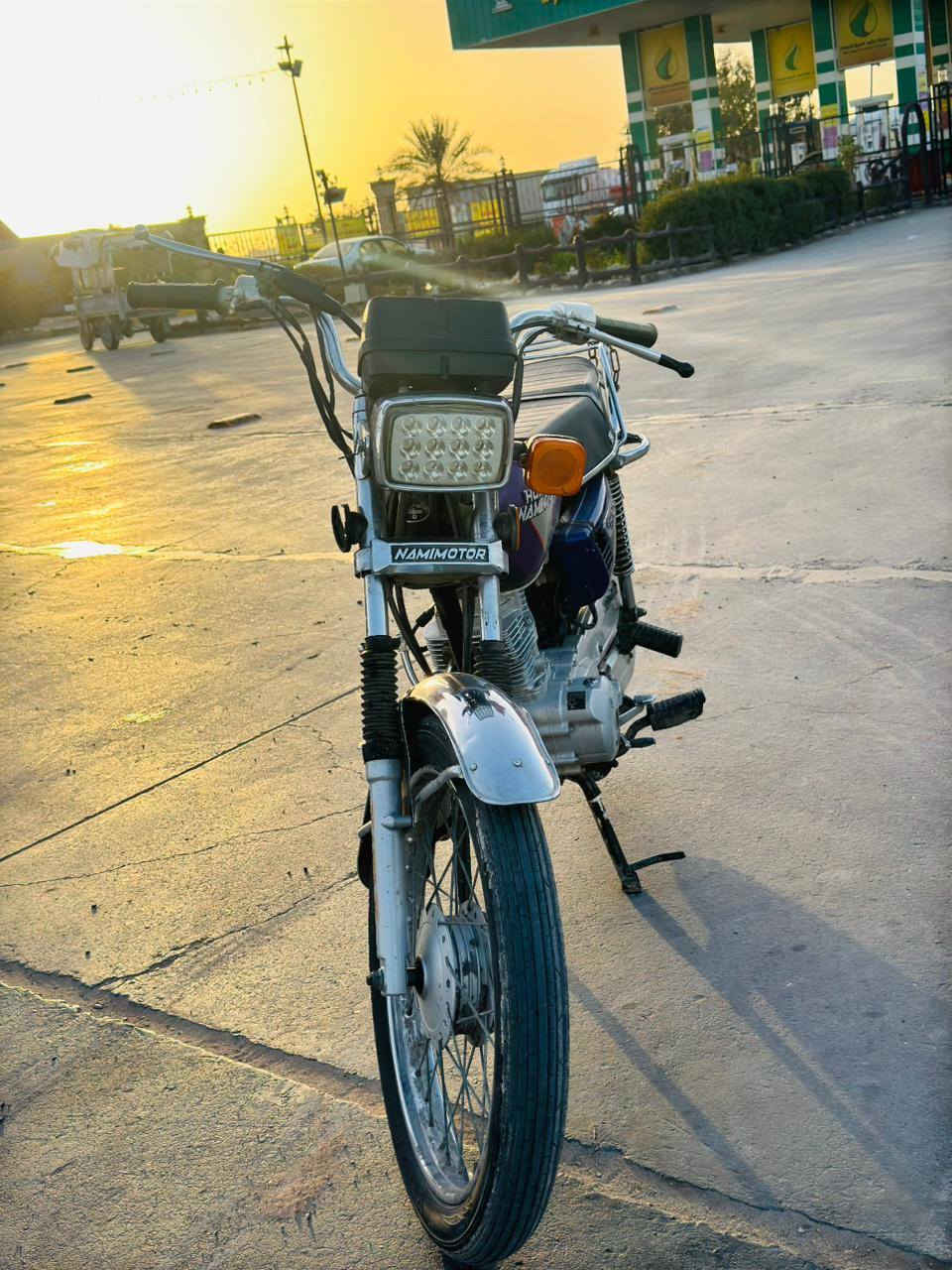 السلام عليكم نامه برو غطاس 2021 للبيع.
دراجة حلوة ومكينته نظيفة
الدراجة اوراقه اصولي بأسمي دهن اديرله كله موتول من الوكالة اللتر بـ 17 الف هاي دراجة مثل ما موضحة بالصور السعر 750 وبيه مجال.
للتواصل الرقم ***********
متواجد بس واتساب.
