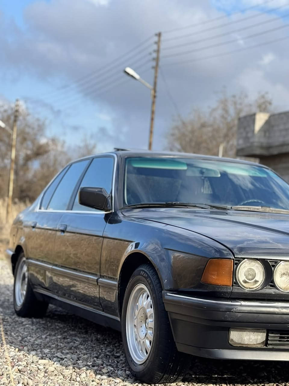 للبيع بيم حجم 730 كير ومحرك بشرط تخم تايه جديد صدر امامي خلفي جديد 🔴بدووون صبغ 🔴بدون ضرر  رقم وهزه وسنويه جديد  كهربائيات كلو شغال  السعر 57 وبيها مجال العنوان موصل حي العربي ☎️‭0751 799 7660‬
