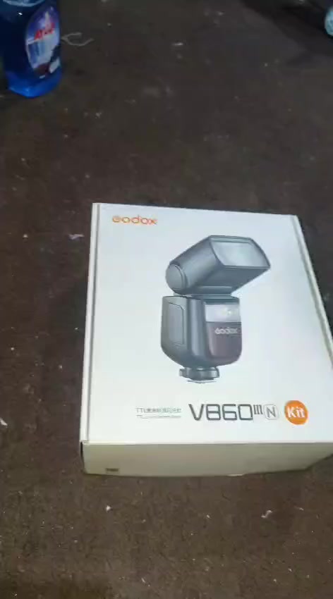 فلاش godox v860 iii N
جيل ثالث للنيكون 
سبب البيع بعت الكاميرا وبقى الفلاش 
استعمال شخصي شرط الفحص والنظافة ووصل الشراء الاصلي موجود من شركة قرطاج 
شرط الفحص والعمل


**إذا كنت صاحب هذا الإعلان وتريد حذفه لأي سبب، رجاءا أرسل رسالة إلى الدعم الفني**