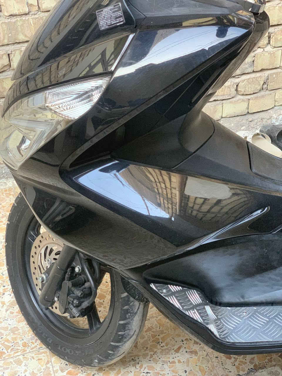 دراجة مال رمبه نازله من معرض القبطان 

جديده كلش شخط واحد ما بيها  ولا صبغ ولا كفر تجاري كله بلادي جاهزه دراجة محرك 125 لون اسود شذره ماشيه 45 مكفوله كفاله عامة حساس زدحام حساس ستان كلهن شغلات برغي ما مفتوح بدراجة وناعمة مكينتها  ودراجة نضيفه كلش مو تعبانه و راكضه 

وصل معرض +منفيس +العده مالتها + سويجين وي دراجة 

📍📍 مكاني #ديالى بعقوبه ‼️

الشراي يتصل ويدلل ***********
