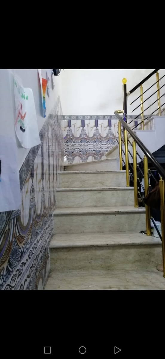 بيت زراعي حجي جعفر زعفرانية اربع شوارع قريب عل محمد بياتي سابقا طابق ونص بناء حديث استفسار بخصوص بيت دخول خاص


**إذا كنت صاحب هذا الإعلان وتريد حذفه لأي سبب، رجاءا أرسل رسالة إلى الدعم الفني**