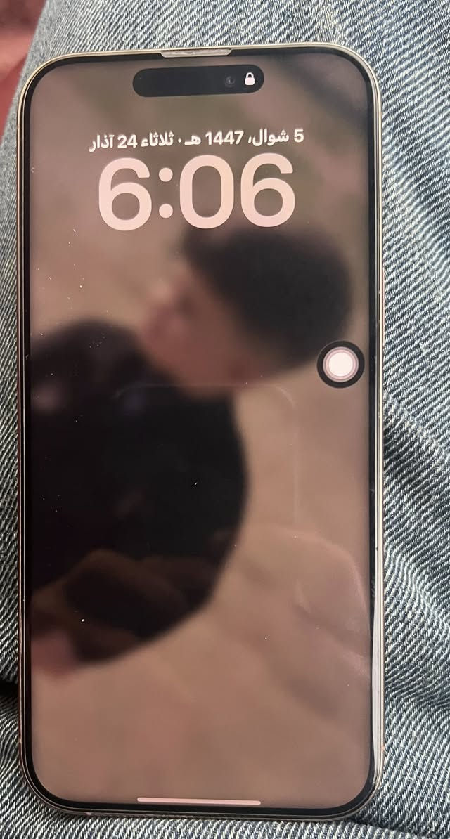 سلام عليكم 
ايفون 16 برو ماكس للبيع ذاكره 256 دبل سيم 
بطارية 97
مشحون294 مره ..غراضه كامله اشتريته ع ايدي 
السعر خاص او اتصل عل ***********
