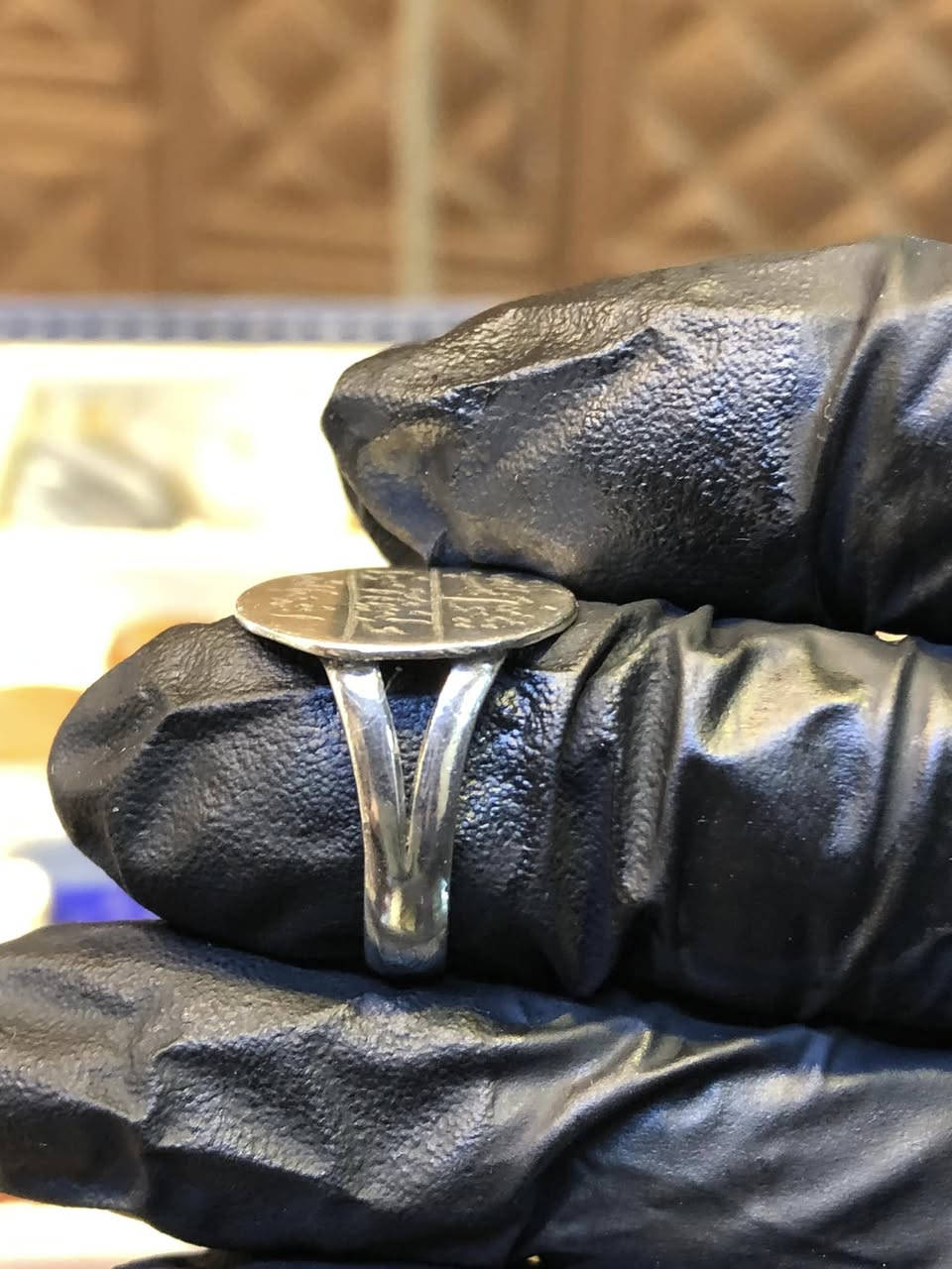 محبس رجبي نسائي فضة٩٢٥ القياس ١٦ السعر ٢٠ الف


**إذا كنت صاحب هذا الإعلان وتريد حذفه لأي سبب، رجاءا أرسل رسالة إلى الدعم الفني**