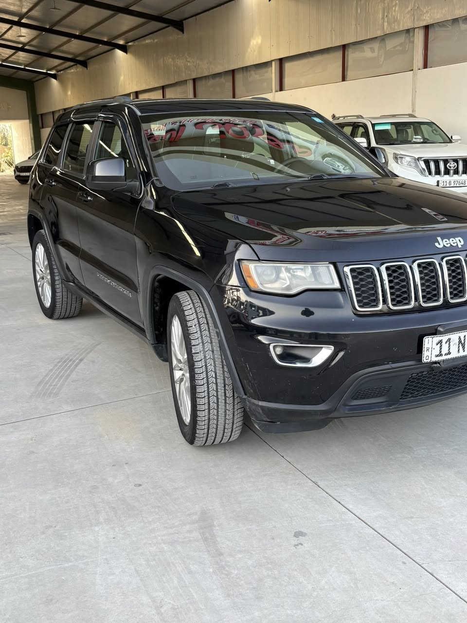 السلام عليكم جيب موديل 2018بيهة صبغ بابين او جاملغ بدون دواخل السعر ١٧٧$للستفسار الاتصال ***********
