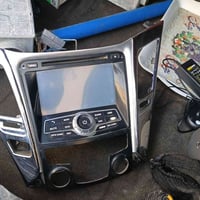 شاشه سوناتا موديل 14 للبيع بسعر 25. 07703228466