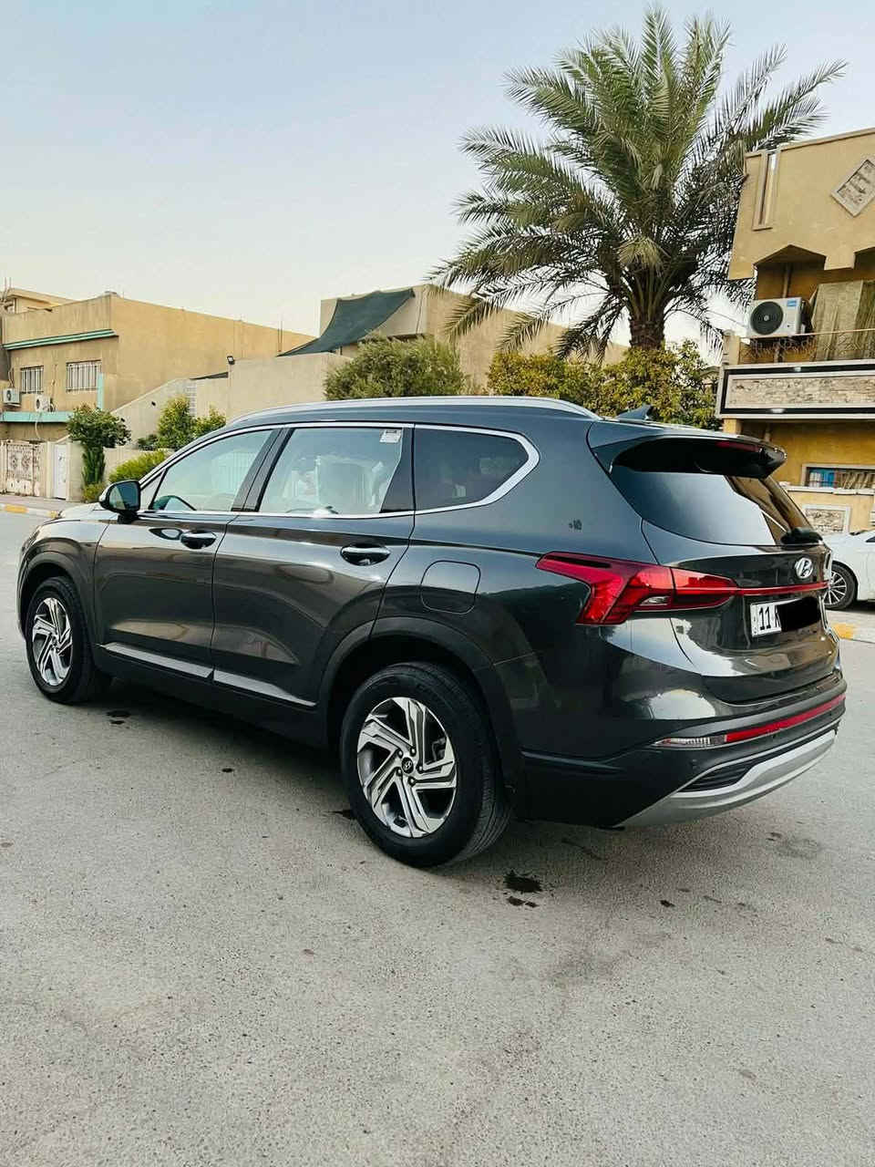 هونداي سنتافي ٢٠٢٣ رقم بغداد نكليزي بسمي ٦اشهر من داخله العراق سياره جديده ماشيه ٨٠ الف فول عدا الفتحه محرك ٢٥٠٠تنفس طبيعي لادار خلفي أمامي كامرا تبريد قطعتين فول قياده  ليبل واحد بدون اي تبديل صور الحادث موجوده تقريبا بدون حادث السعر٢١٨ورقه وبيهة مجال عنوان بابل القاسم ***********
