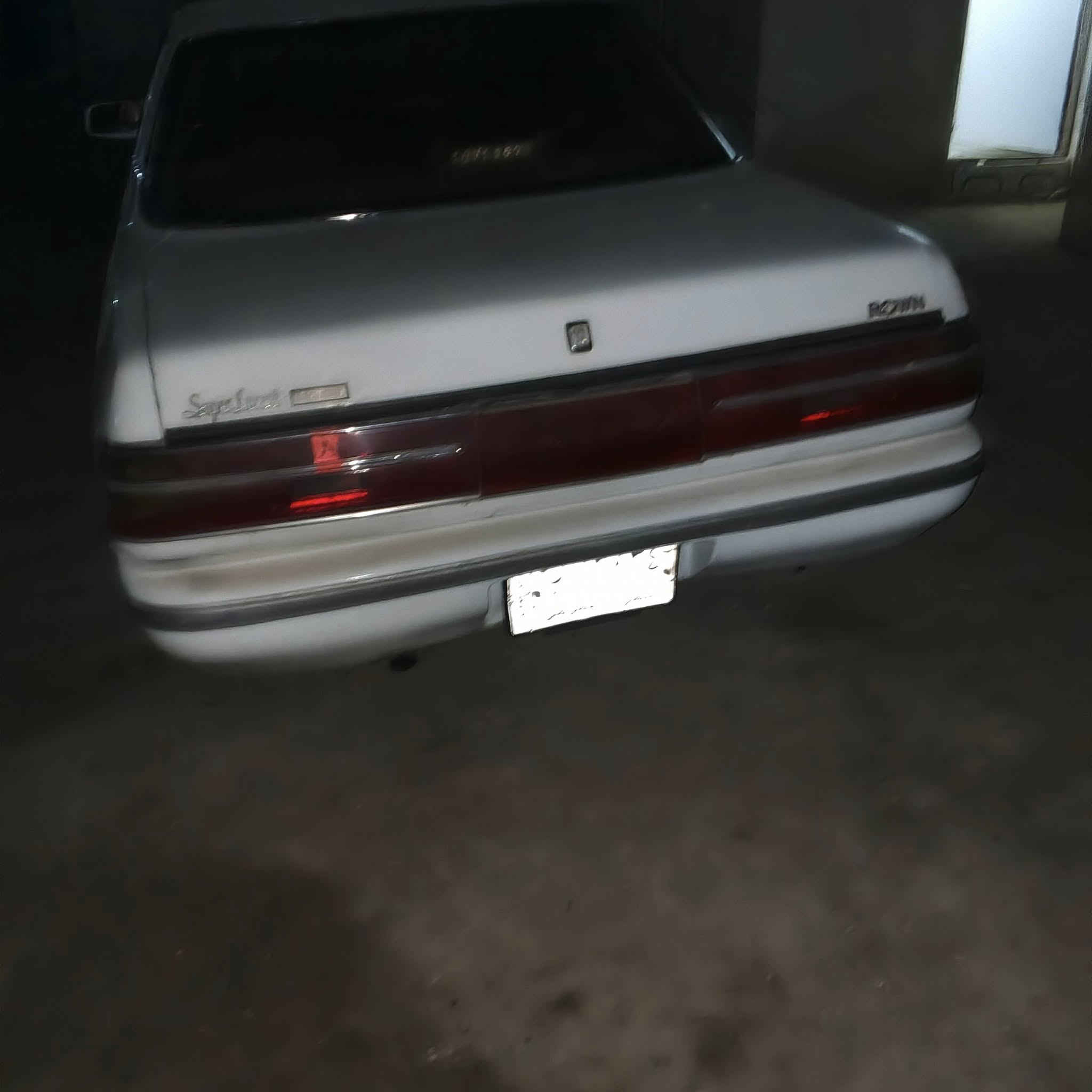 سلام عليكم شباب كرسته مصطره نضيفه مابيهه شي سياره خير من الله مكينتهه بيهه تبخير بصيط بس الصبح شويه سنويتهه منتهبه سياره نضيفه ومبدل بيهه هواي شغلات مكان سوگ الشيوخ السعر 35 وبيهه مجال الشراي يخابر ***********
