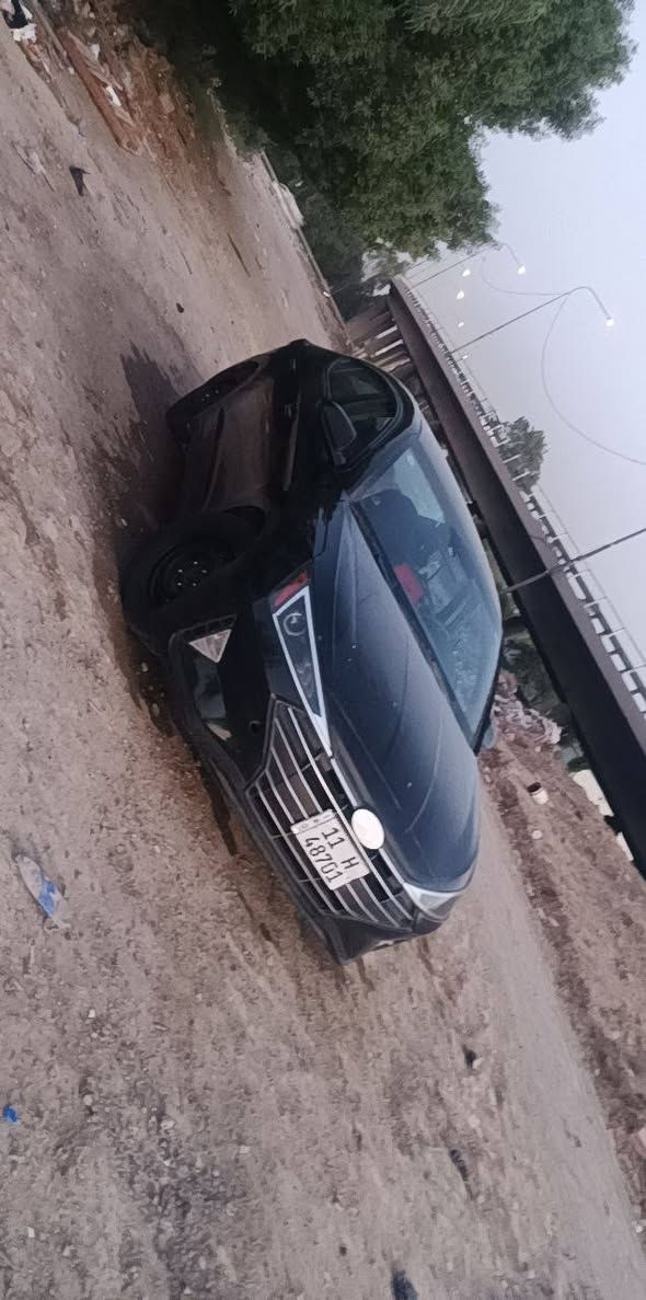 سلام عليكم النترا للبيع موديل 19 بسمي  السنويه رقم بغداد انكليزي  محرك دوش  وكير مكفول   وارد امريكي ليبل واحد  
محرك 2000
تخم تاير جديد صدر جديد 
تبرّد ثلج السياره جاهزة من كلشي 
مكاني بغداد الكاظميه  
السعر 110 وبيها مجال 
***********
