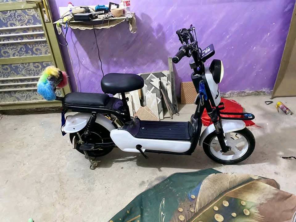 العنوان بغداد مدينة الصدر ام الكبر مقابل  قطاع 79 جاي من تقاطع كسرة وعطش 