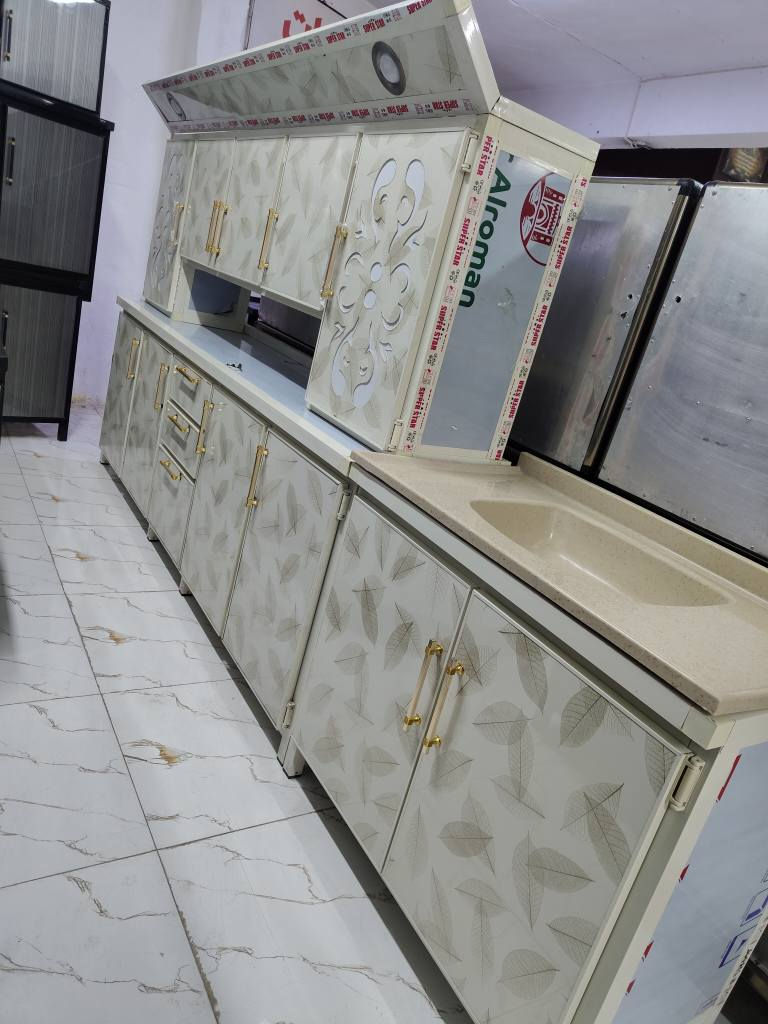 كاونترات المنيوم  شغل موصل 
العنوان موصل الجانب الأيمن شارع النبي شيت معرض الإمارات *********** واتساب 
*********** موصل, نينوى
