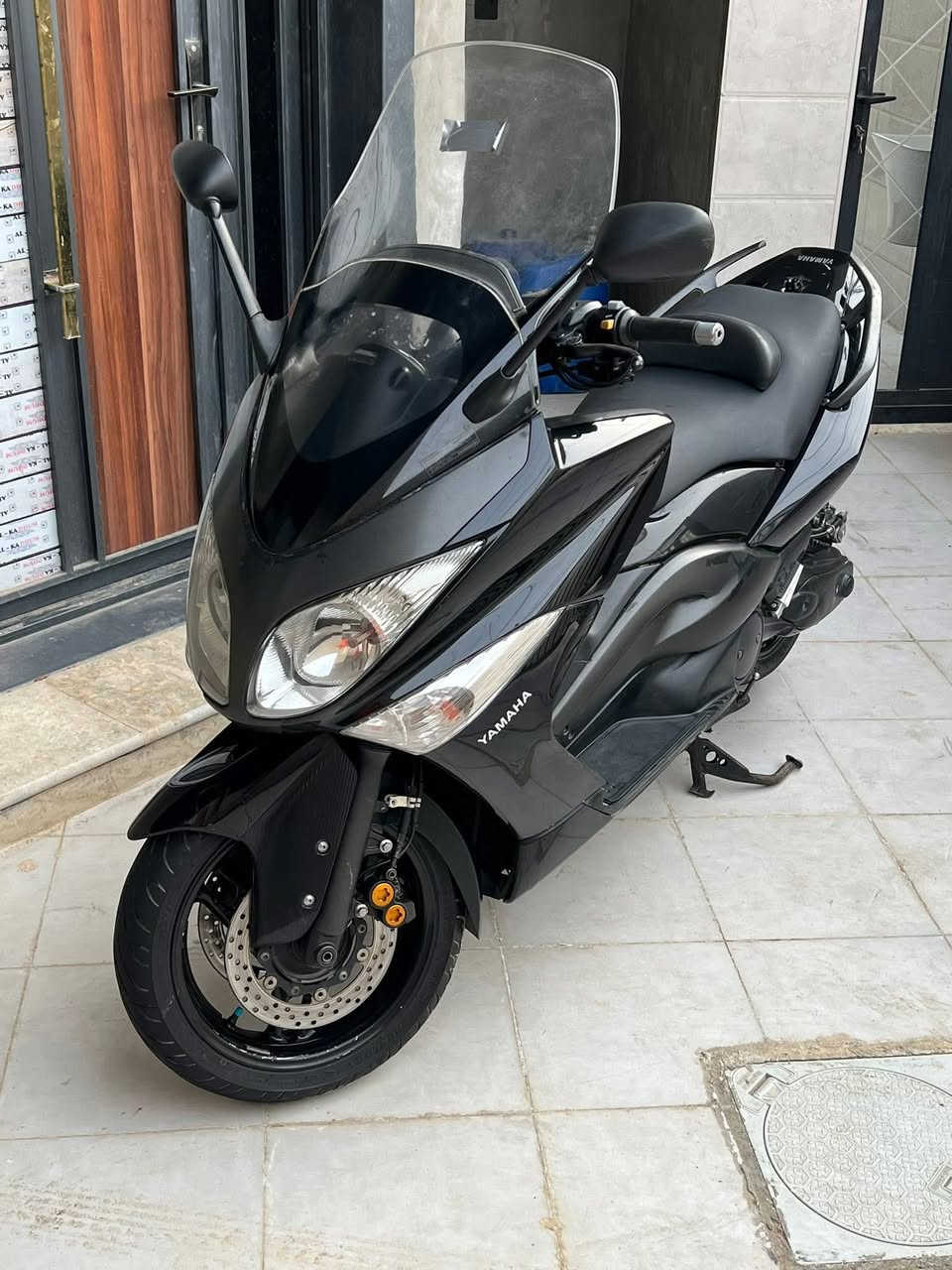 تيماكس 2011
ماشية34 
مكينة كفر شاصي 
كفرات شخوط بسيطة
السعر36 وبيهة مجال بسيط
***********
