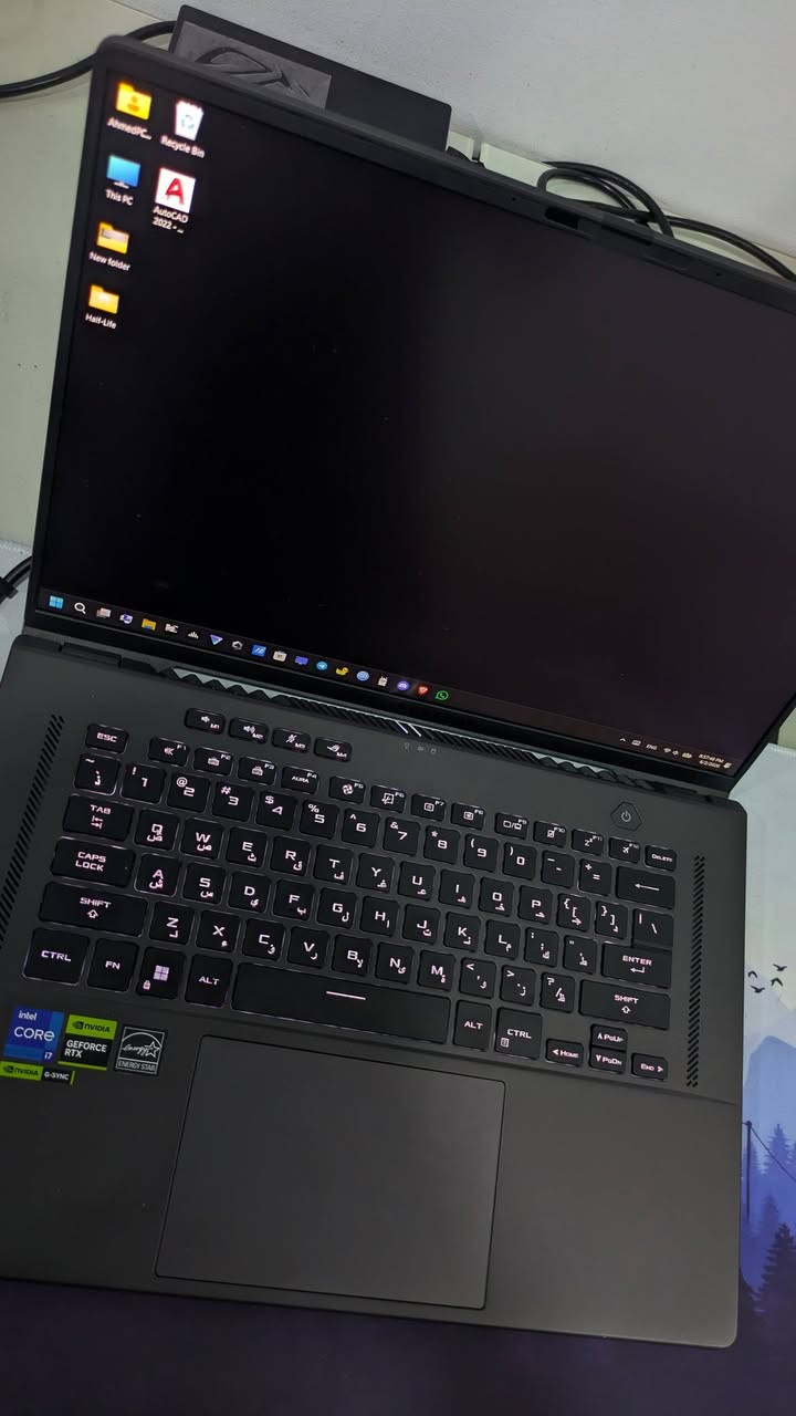ASUS ROG Zephyrus G16 
(رجاءََ اذا مو شراي لا تدوخني ولا ادوخك)

بمليون و٨٠٠ وبيه مجال استعمال كلش قليل مكاني كركوك 

💻 Key Specs:
Processor: Intel Core i7-13620H 

Graphics: NVIDIA GeForce RTX 4070 (8GB)

RAM: 48 GB DDR4 3200MHz

Storage: 512GB NVMe M.2 SSD

Screen: 16.0-inch FHD+ (165Hz Refresh Rate)

Color: Eclipse Gray

🔌 Ports & Features:
1x Thunderbolt 4 / 1x USB-C (Supports Power Delivery)

2x USB-A ports

1x HDMI 2.1 / 1x Ethernet port

MicroSD Card Reader

RGB Backlit Keyboard

Thin, lightweight design (approx. 2.0 kg)


**إذا كنت صاحب هذا الإعلان وتريد حذفه لأي سبب، رجاءا أرسل رسالة إلى الدعم الفني**