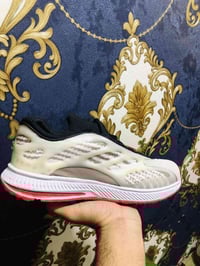 رياضي • مقاس ٤١ • توصيل