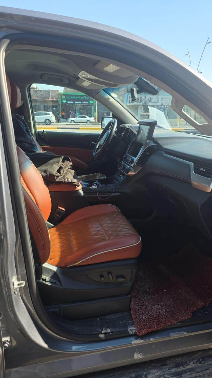 سلام عليكم تاهو 2020  رقم اربيل الجديد مواصفات ls معروفه حادثه موضح بلصور السياره بلحقيقه احلى من الصور وادامه كامله مسويلها وتخم تاير جديد سعرها 315 وبيها مجال 
*********** Singapore
