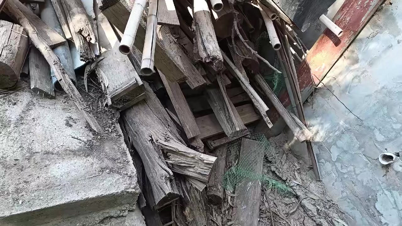 مجموعه خشب للبيع كل شي و سعره


**إذا كنت صاحب هذا الإعلان وتريد حذفه لأي سبب، رجاءا أرسل رسالة إلى الدعم الفني**