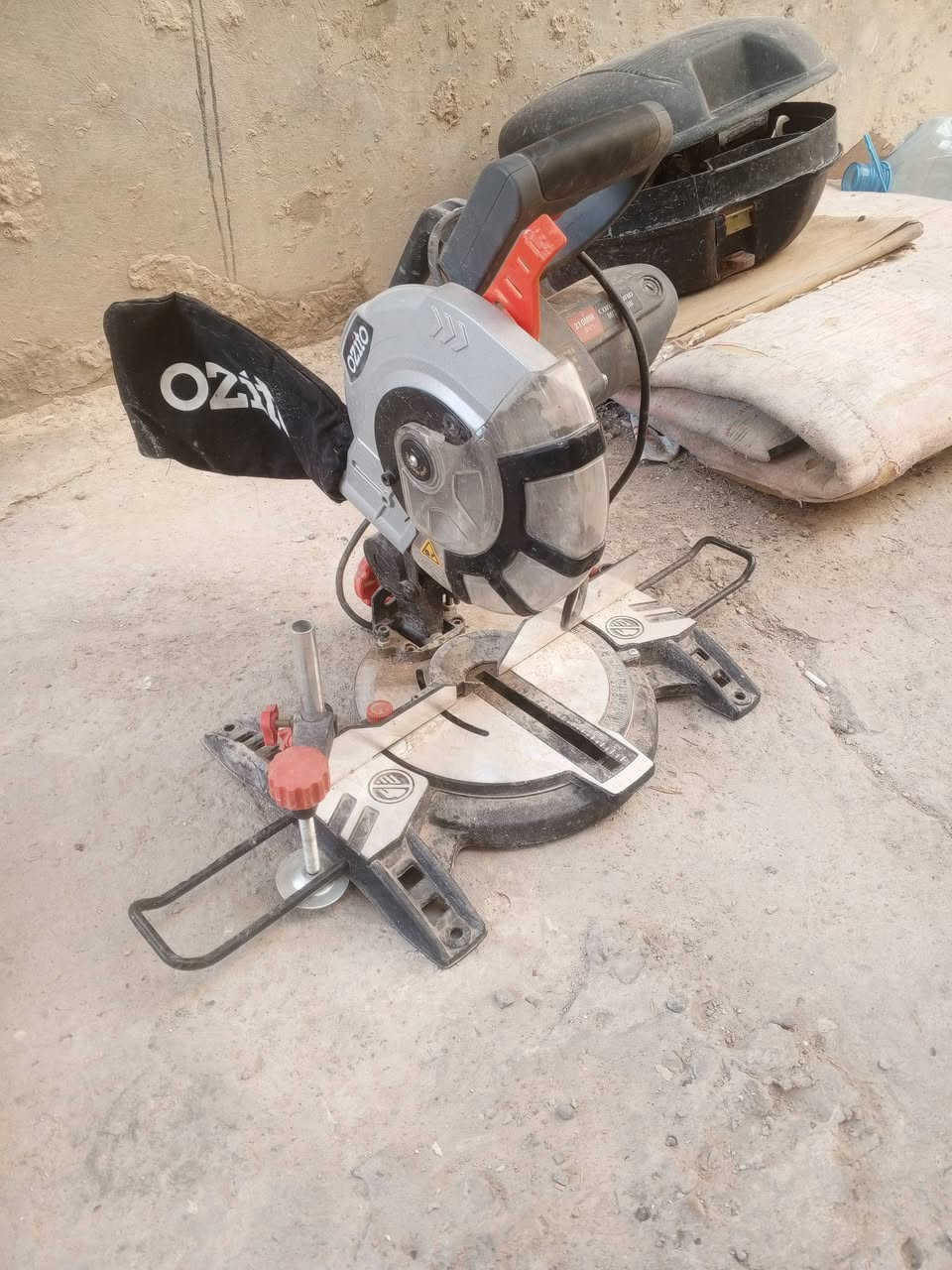 القطع خشب وحديد للتفسير الرقم *********** السعر , 90 وفيها مجال
