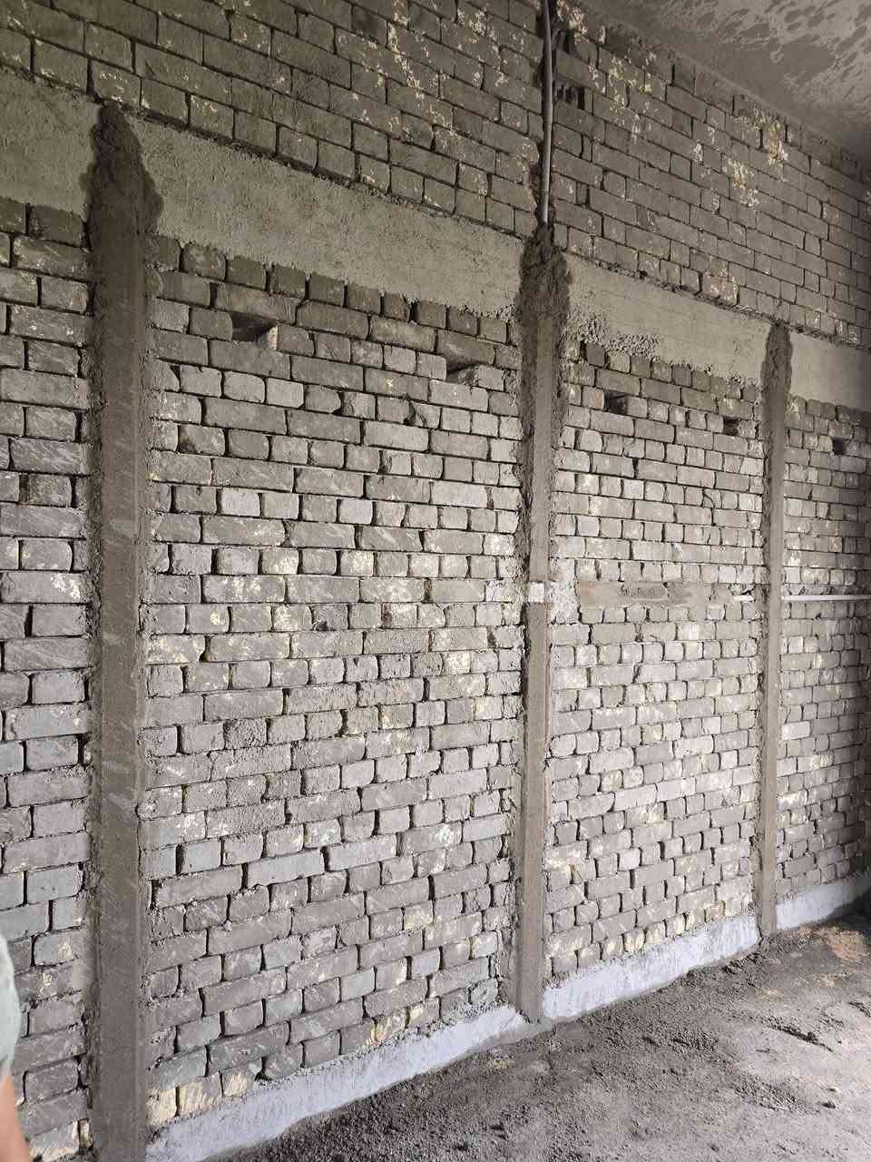 السلام عليكم كادر لبخ اسود وبياض وخارجي وجهات سقل و طلس عمل درجه اولى ***********
