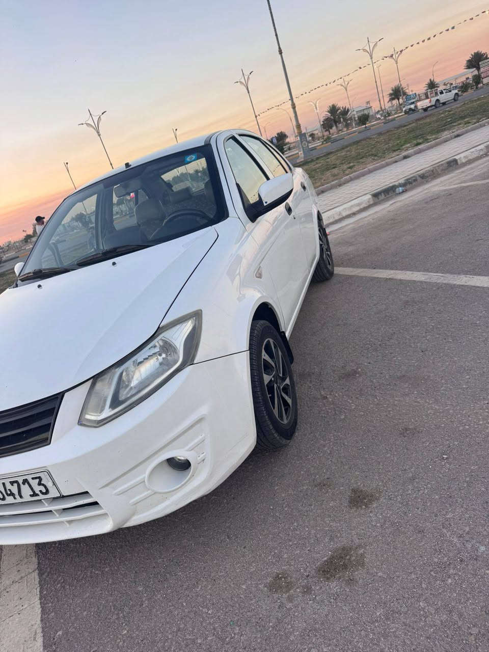 ساينا ٢٠ حره بسمي مكينه كير تبريد حداديه كله جديد تحويل ثاني يوم  بيه صبغ صفحه اليمنه طخه بصيطه مكان كربلاء السعر55 رقم ***********
