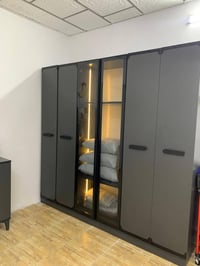 عندي هاي الغرفه اخذتها ب٧٥٠  بدون دوشك الله شاهد استخدام شهر واحد مابي...