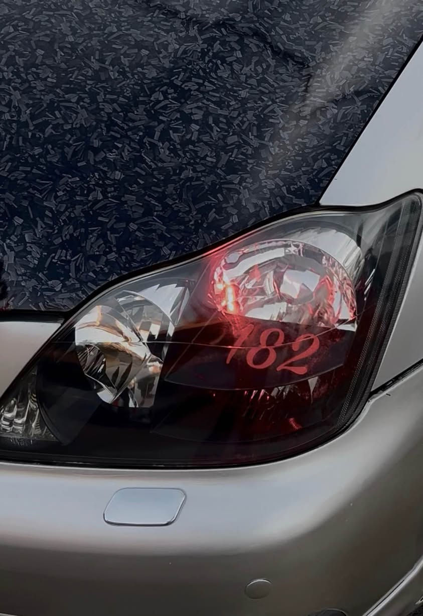 بەناوی خودای گەورە
شاهینە (موس،موس)
2005/182 گەورە بەگەورە 
ڕەنگی سیلڤەر
سپۆڕت
سێ دووگمە
سڵاید
ئاوێنە ئیشارەت
ساج سور
تەقە و ڕەقەی بەشەرت ٤ دەبڵێ ڕۆیاڵی لەسەرە
بەسمەی بلوتس 
جک و سپێری لەگەلە
ناو لایتەکانی ڕەش کراوە بۆ جوانی
سەیارەکە کامڵ مەسرف و جوانکاری بۆ کراوە
سعری (58) گەڵاو مەجالێکی کەم گۆڕینەوەش ئەکەم بەشتێ دڵم بیگرێ
شوێن سەیدسادق
***********
*********** حلبجة, السليمانية
