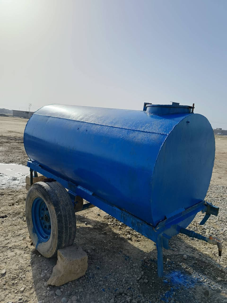 مقطوره للبيع السعر ٦٠٠ وبيه مجال بصيط
***********
