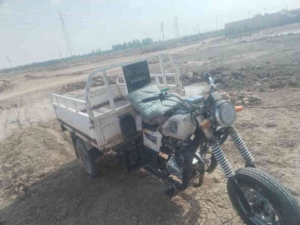 سلام عليكم اخوان ستوته للبيع موديل 15 اوراق مكينته نضيفه كلش وخير من الله سدر جديد تخم تاير ابولخطه كهربايات كله شغاله ماعده عوزه باتري وتلحيضات بصيطه لا تجي ودكلي اصوره عن الواقع تختلف تره كدامكم لا مصور عله كورنيش ولا غاسله مكاني ناصريه قضاء نصر سعره 900وبيه مجال بصيط مارد عل خاص ارجو المعذره انتصل عل رقم ***********وذا اكو مراوس   بكلك ويطي فرق عادي
