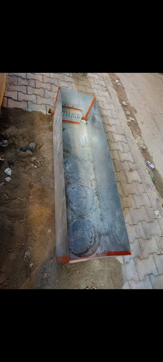 السلام عليكم دكت مدخنه
وحوض قناني هيتر للبيع العنوان الحرية 
واتساب ***********
