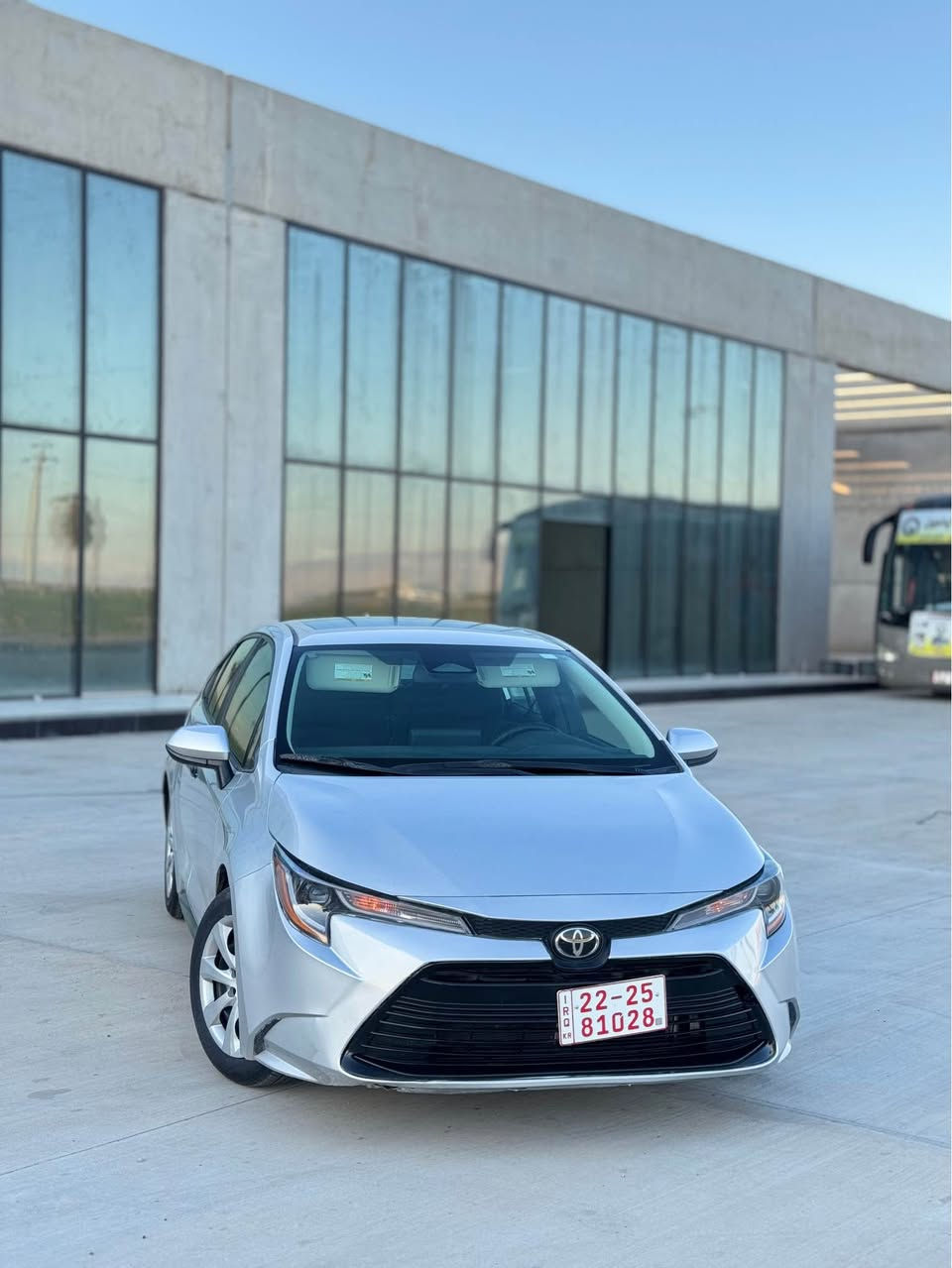 السلام عليكم 
كرولا موديل : 2023
ماشيه 8000ميل يعني صفر 
السعر :133$
حجم المحرك : 2.0L ( 4,سلندر )
ملاحظة السيارة :  جملغ و باب كلير امريكي  بدون دواخل 100%
امامى و خلفى كبس ✅

بدوون ايرباگ ارباگ سستم بلادى شرط فحص ✅

المواصفات : 
‏‎شاشة كبير
هاند بريك بصمة
اوتو هولد :    Auto Hold
اوتو ستارات : Auto Stard 
اوتو ستارات : Auto Stop‎
رادار امامي (تحديد مسار)
‏‎رادار جانبي (نقاط عمياء)
‏‎رادار خلفي (التحذير من الاصطدام)
‏‎حساسات امامي
‏‎حساسات خلفي 
نظام : Eco
نظام : Normal
نظام : Sport
تحكيم ستيرين
كشنات كهربائي 
لايتات ليد وعدسة زينون 
وبعد هواية مواصفات…
‏‎تفاصيل اكثر الاتصال علی ارقام التاليه 

‏ WhatsApp - Vibir‏‎‏‎‏‎
☎️[***********]

عنوان📍عقره دهوك, العراق
