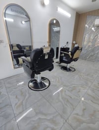 شباب مرايه للبيع عدد 2 مع ميز عدد 2 سعر 350 قفلل اليعجبه يراسل 0787802...