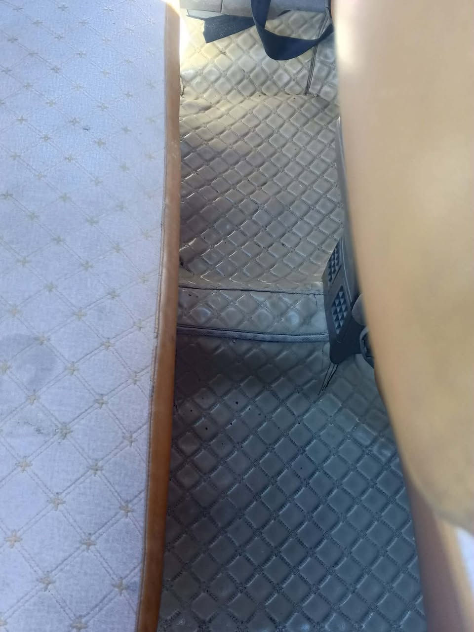 سمند 2010مكينه كير حداديه مكفولات رقم جديد قادسية سنوية لل2030 بيه بس معجون قليل باب السايق فقط والباقي مكفول المكان الديوانية الحمزة الشرقي مكلف بنشر السعر 33وبيه مجال
***********
