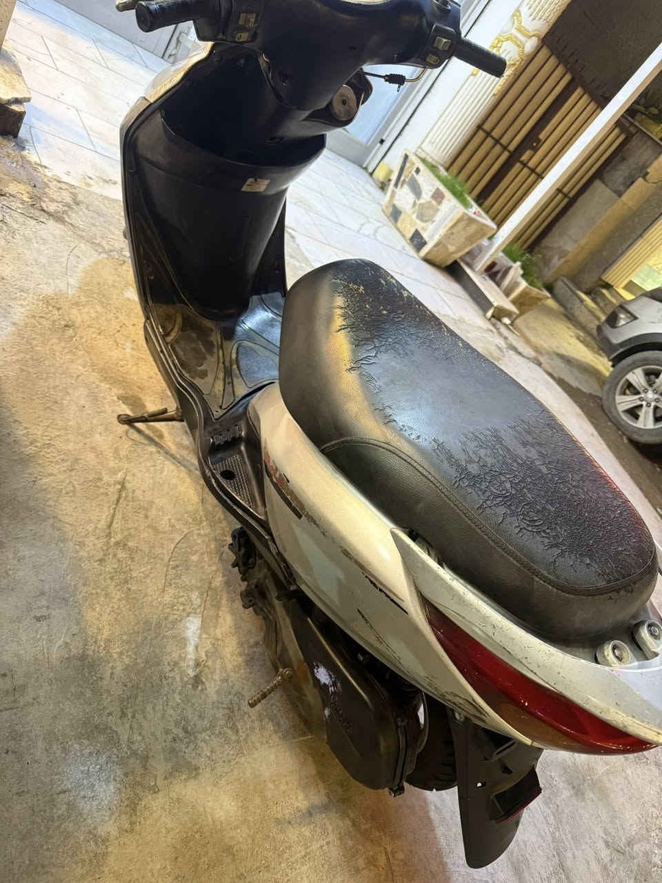 دراجه بريز نضيفه كفراته كامله واحلى من صوره  سعره 370 مكاني الشعب ***********
