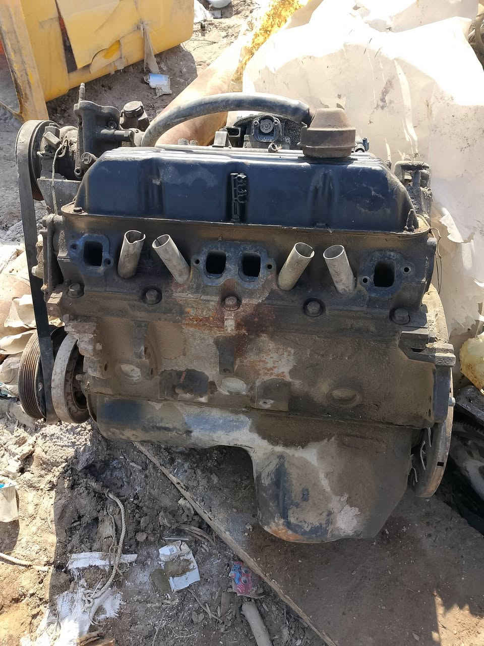 سلام عليكم مكاين عدد ثنين وكير ثلاث خطوط 8سلندر 5200 شرط الشغل وحده كامله هيه وضفيرته وتفرعاته والثانيه محتركه الضفيره مكاني ناصريه المركز ***********
