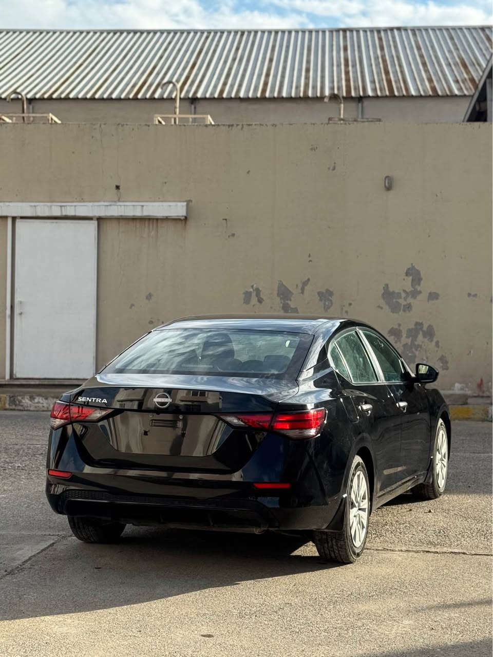 نيسان سينترا 
موديل/2024
سبغ/ چاملوغ ربع بولند
ايرباك / بئ ارباگ 
سعر /📞
رقم كاتي 
شه رتي رقم
شانصي شه رت
گير و مه كينه شه رت
غرقان و برين شه رت
مواصفات S
شاشه 
حساس
رادار 
كاميره
به سمه
شغال
40هزار مايل
گير توماتيك
جام كاره باي
هه ر چار تا جديد
واتساب/ *********** اكر, نينوى
