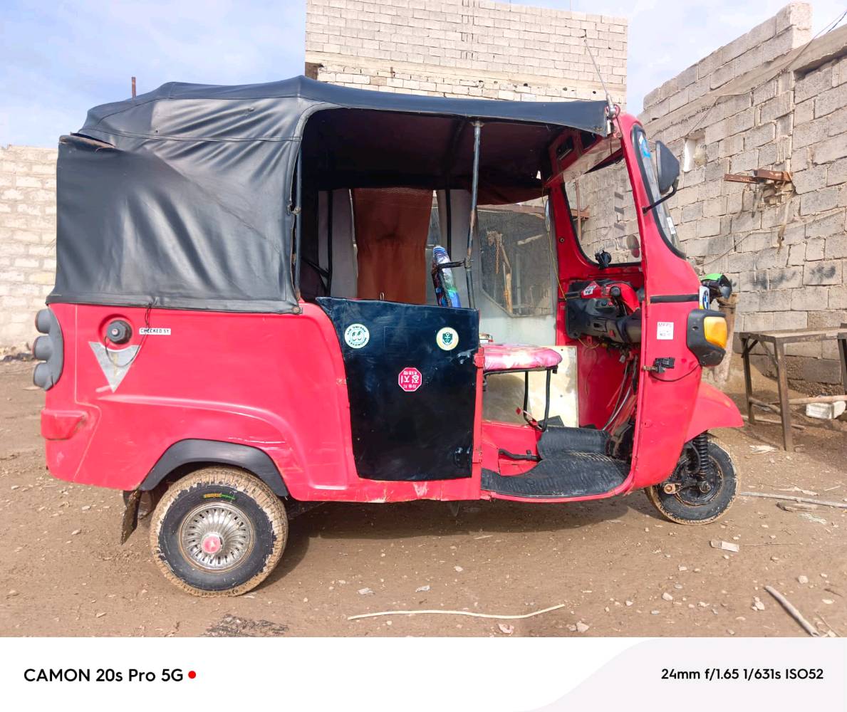 سلام عليكم تكتك بياجو للبيع مديل 2018 رقم وسنويه إنكليزي سنويه نافذه لل2028 /محرك محور TVs خير من الله ناعم/ كهربائيات شغاله مجموعه البريك كلها جديده مبدله قمجيات كلها جدد بوربرنات مال وياله كلها جدد بين قوسين الميكانيك إخوان كله امبدل جديد تخم تاير جواها تكتك جاهزه كبل لشارع ربع دينار متصرف عليها كامله عل أخير/  تحويل مباشر لاتعبك ولاتعبني ونضافه الكشر كدام عينكم مامضمومه حيل نضيفه خياسات ماكو بلكشر ولابلجامرلوغات من جوه انضاف قطره خياس مابيهن
سعر 3750 وبيها مجال بسيط /عنوان ديالى الكاطون 

***********
