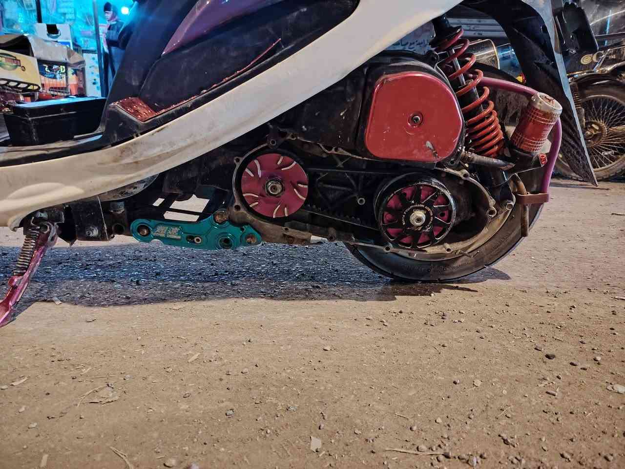 سلام عليكم من رخصه الادمنه دراجه ماكس عدله دراجه مزوده من لبرغي الامامي للبرغي الخلفي التزويدات وياله و دبل خلفي و امامي  صالنصه حلزونيه شيال قطره مال دهن عمبار دهن امامي كفرات 4 ولفات مكينه 55 نضيفه بلاديه ممفتوحه هنا مفتوحه بل يابان كلجات سعرهم125 يدات بريك و يدات مال بانزين هم مزودات دراجه متعوب عليها و مزوعه تزويد  حجي دراجه صاروخ شلعه معدل يخوفن السعر700 و بيها مجال جيب فيتر و تعال  لمكان ديالى بعقوبه فلكه الامين للتواصل ***********
