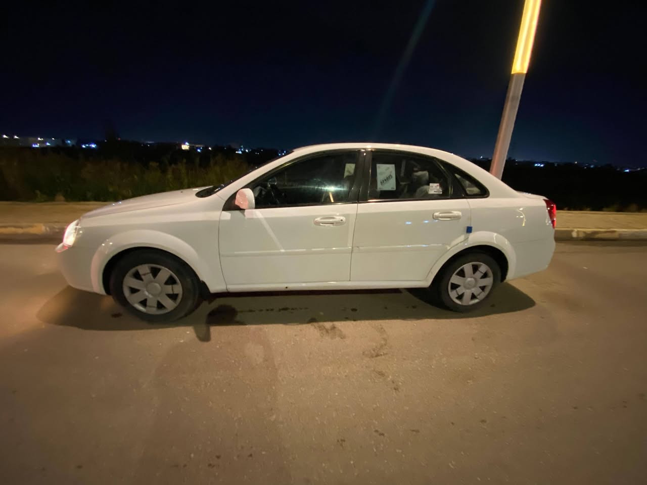 اوبترا 2012 للبيع
نضيفه مال جناي
ضررها جاملغ امامي وخلفي صبغ ولباب خلف سايق مبدل 
السياره كاعده تمشي بيها مكفوله كير ومحرك تبريد شغال 
صدرها خالي من ضرر  
السعر 75 🔴  وبي مجال للشراي مكاني رمادي 
للاستفسار; ***********
