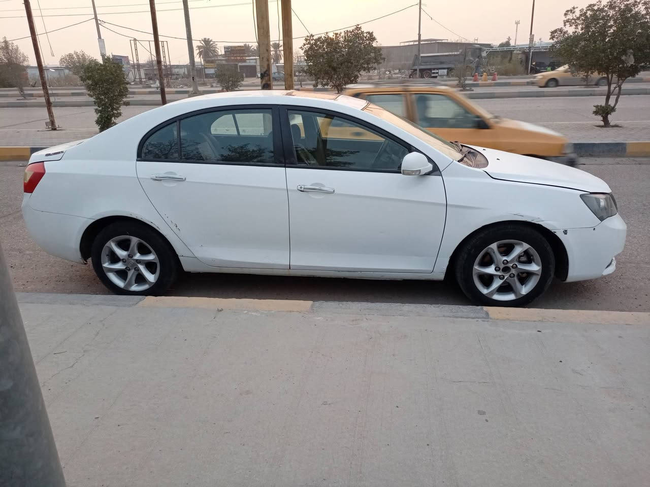 جيلي ام كراند موديل 12 محوره مكينه وكير كورلا ***********
