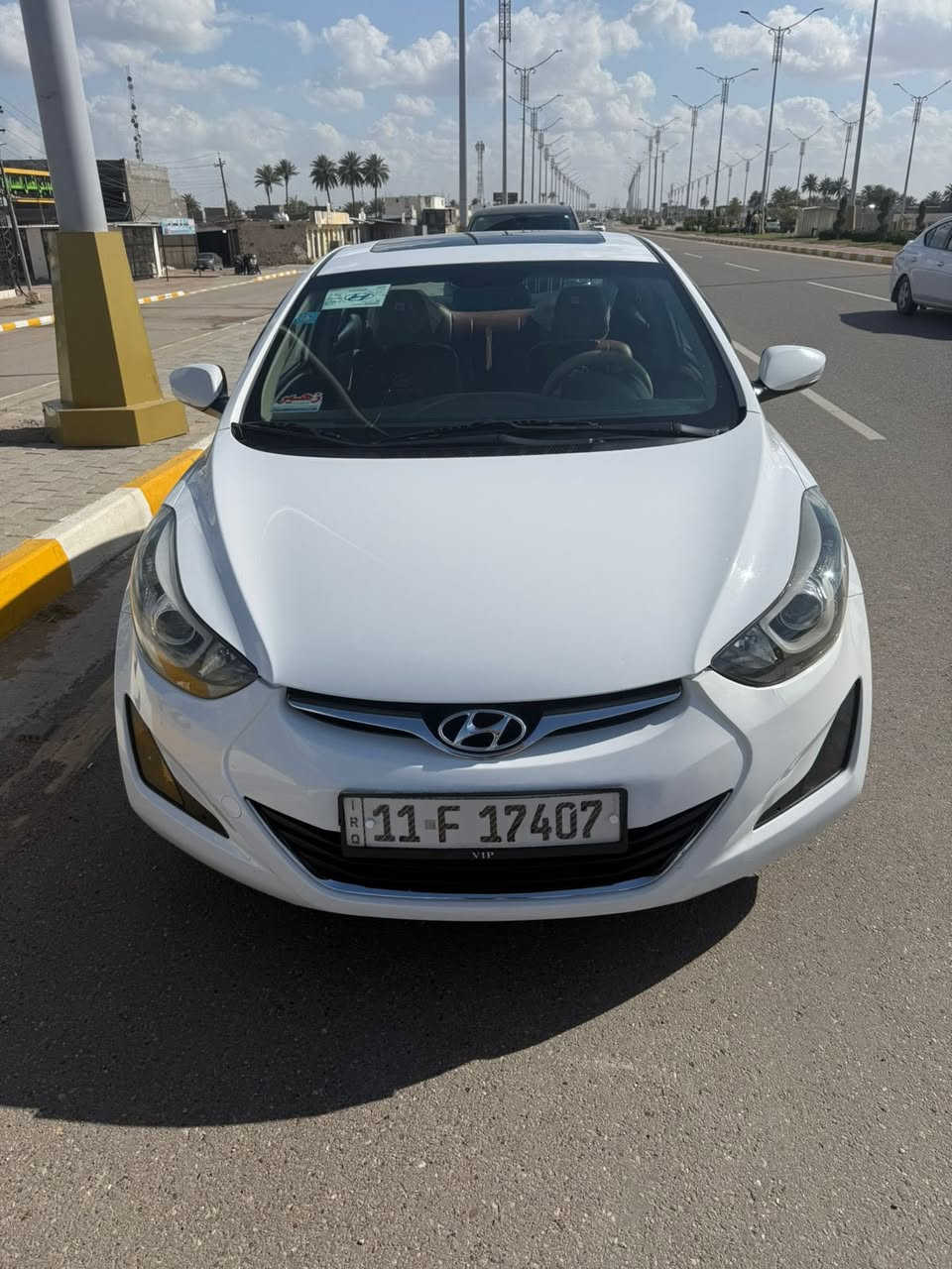 السلام عليكم  للبيع النترا موديل (2016) رقم بغداد تحويل مباشر بسمي السياره خليجي    السياره بحاله الوكاله 
 تحكم استيرن صفحتين
مري شفط
خمسه ويل كب
شاشه كبيره
سبيرهه منازل
كامره مكان السياره الرمادي 
السعر 145$ او بيه مجال قليل للإستفسار الاتصال على  
***********
