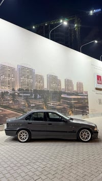E36 • ١٩٩٤ • ٢٫٨