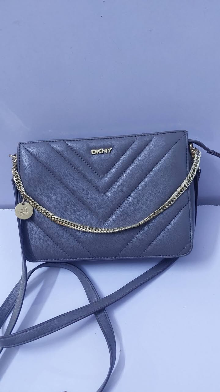 السلام عليكم 
جنط اصليه باركود


**إذا كنت صاحب هذا الإعلان وتريد حذفه لأي سبب، رجاءا أرسل رسالة إلى الدعم الفني**