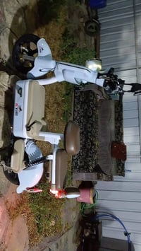 دراجة شحن للبيع سعر ١٥٠ وبيهه مجال  الدراجة نضيفة ما بيهة اي عطل بس ال...